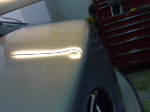 RH250h トランク　デントリペア