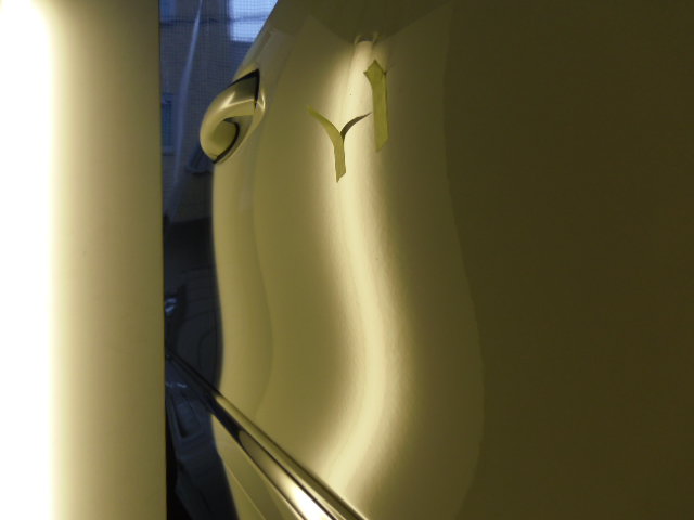 ベンツE350 デントリペア修理後