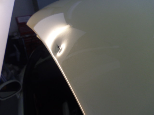 ダイハツ コペン デントリペア修理前