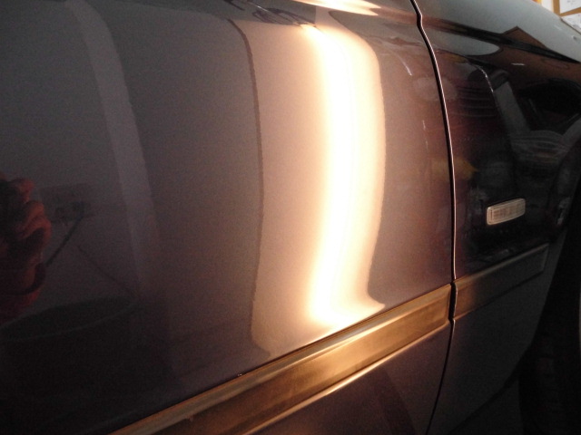 BMW540i ドアのヘコミ修理後