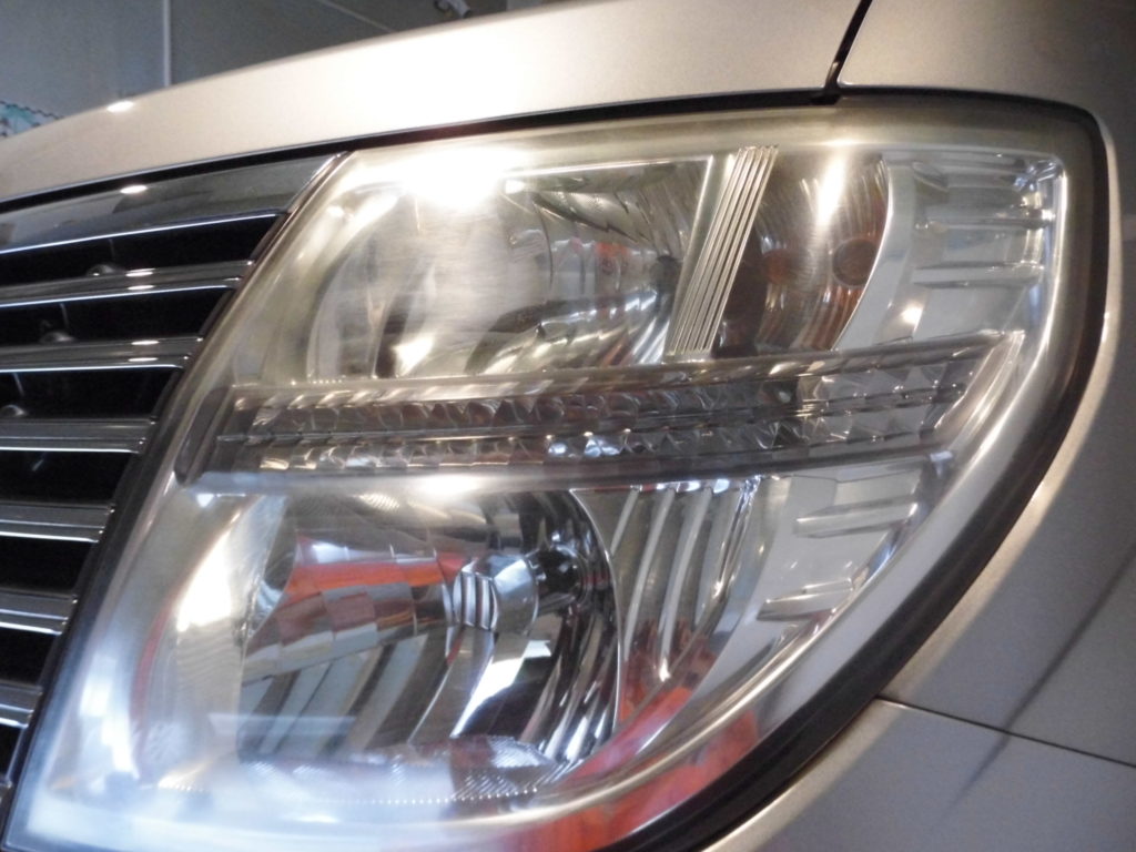 エルグランド　ヘッドライトコーティング