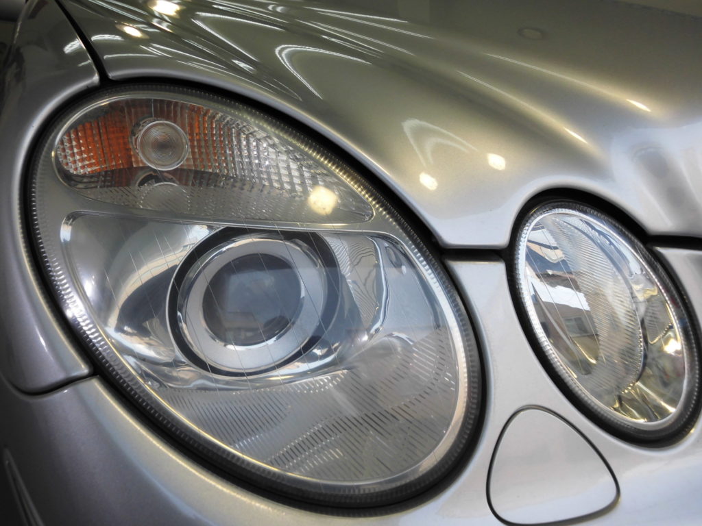 ベンツ　Eクラス　ヘッドライトコーティング