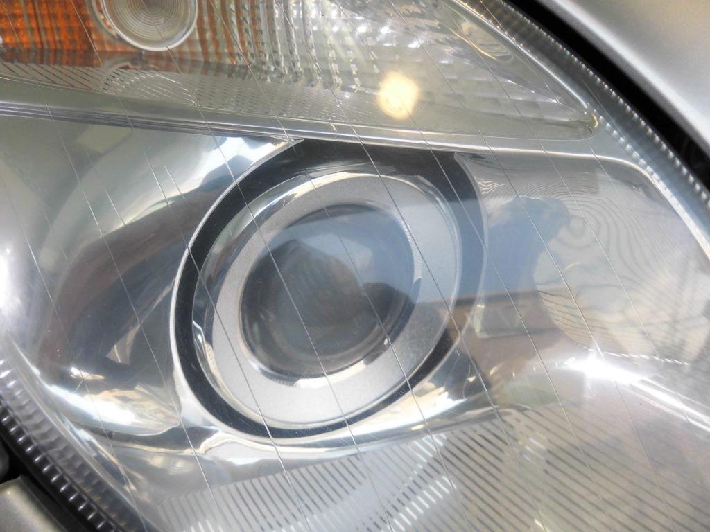 ベンツ　Eクラス　ヘッドライトコーティング