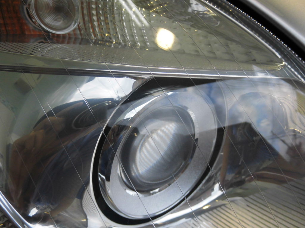 ベンツ　Eクラス　ヘッドライトコーティング