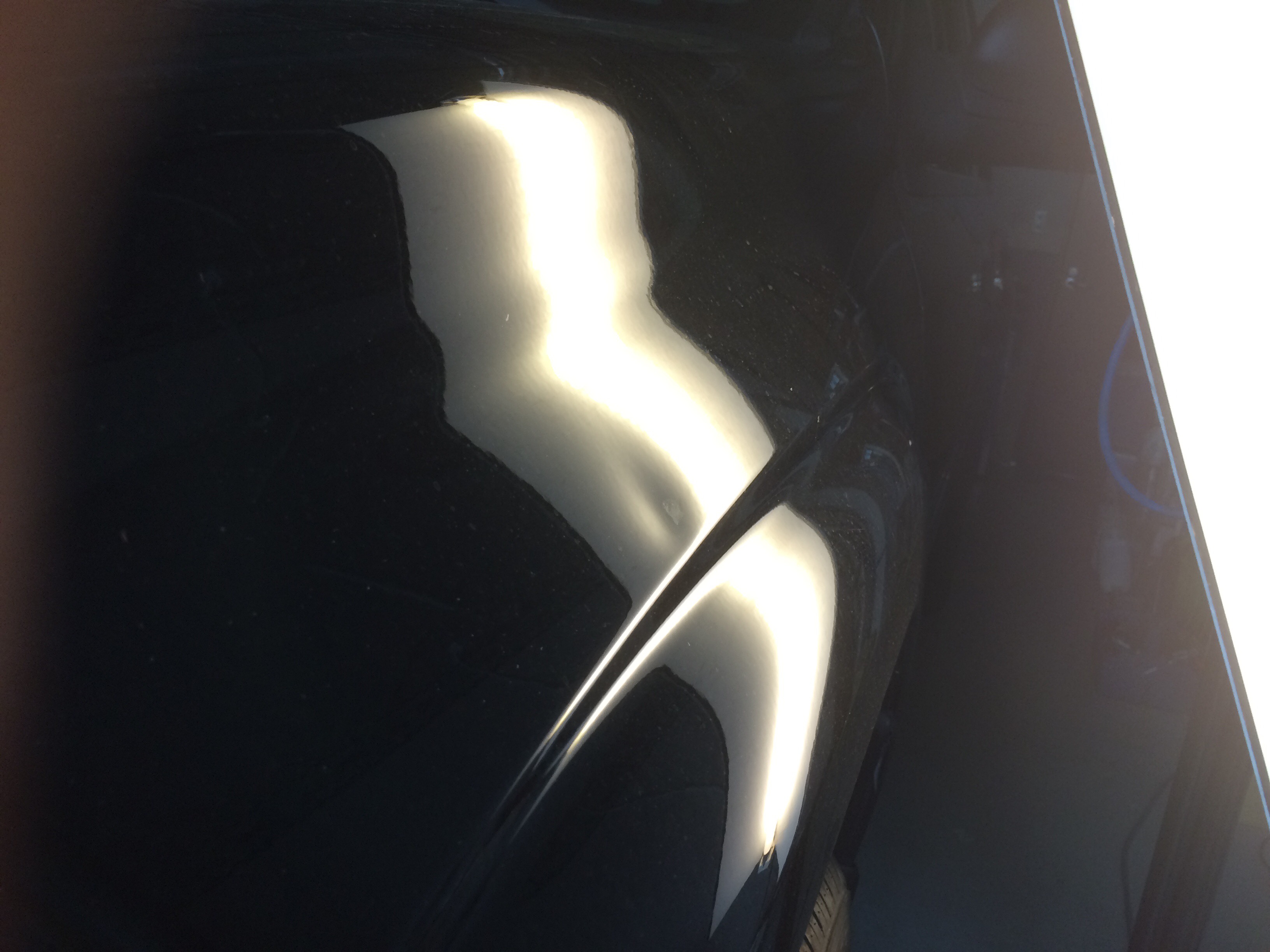 フロントフェンダーのデントリペア