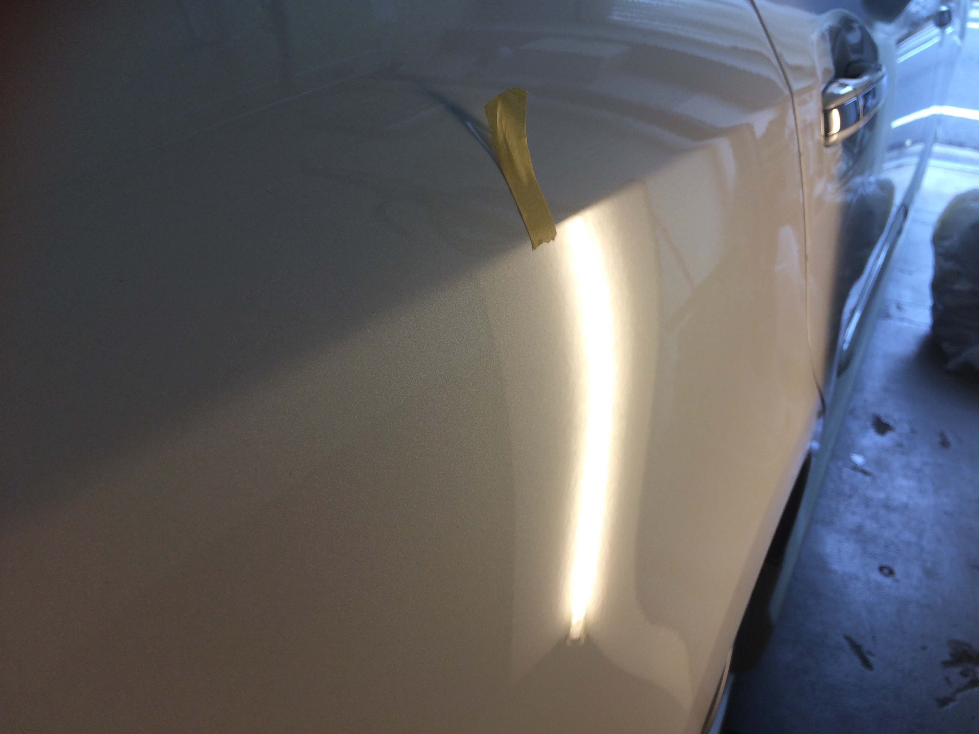 クォーターパネルのデントリペア施工後