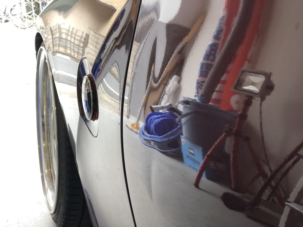 BMW Z4  ドアパンチによる凹み
