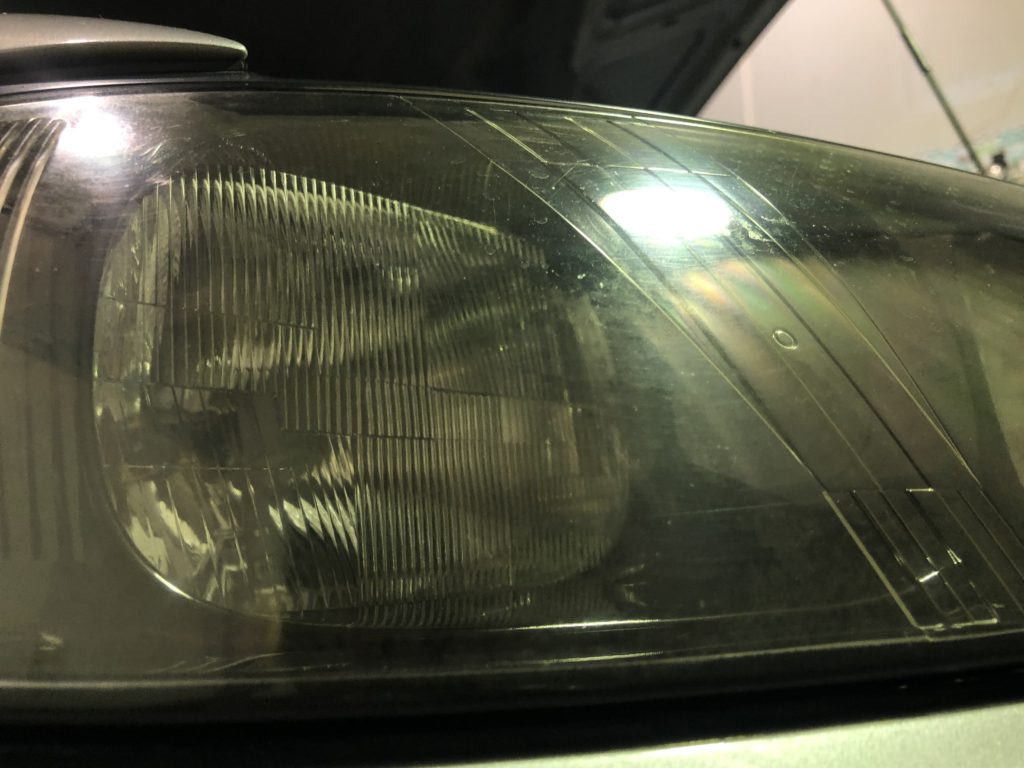 GT-R33 ヘッドライト磨き