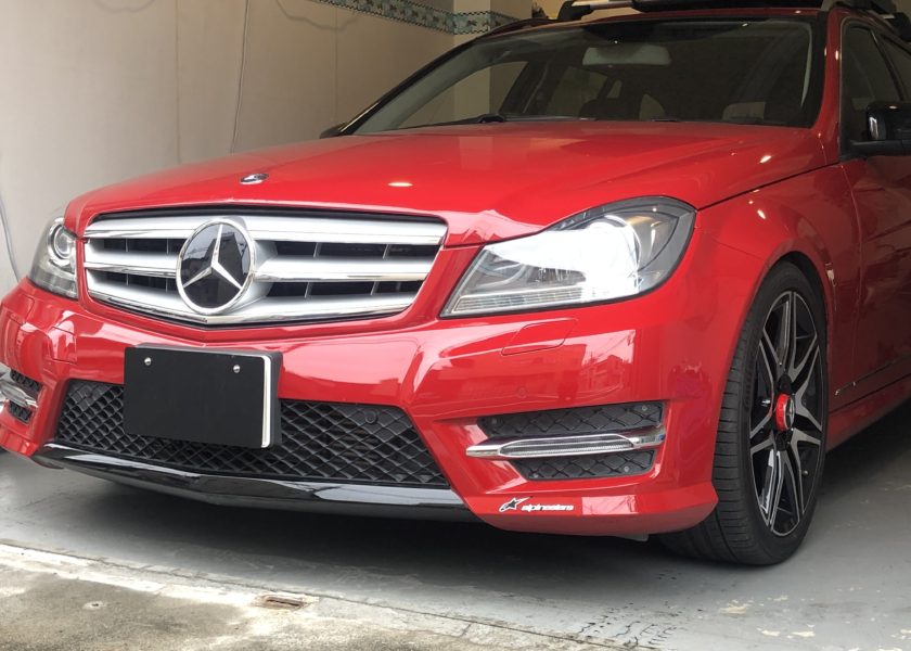 ベンツCクラスワゴン　デントリペア