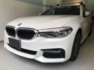 BMW5シリーズ　ガラスリペア