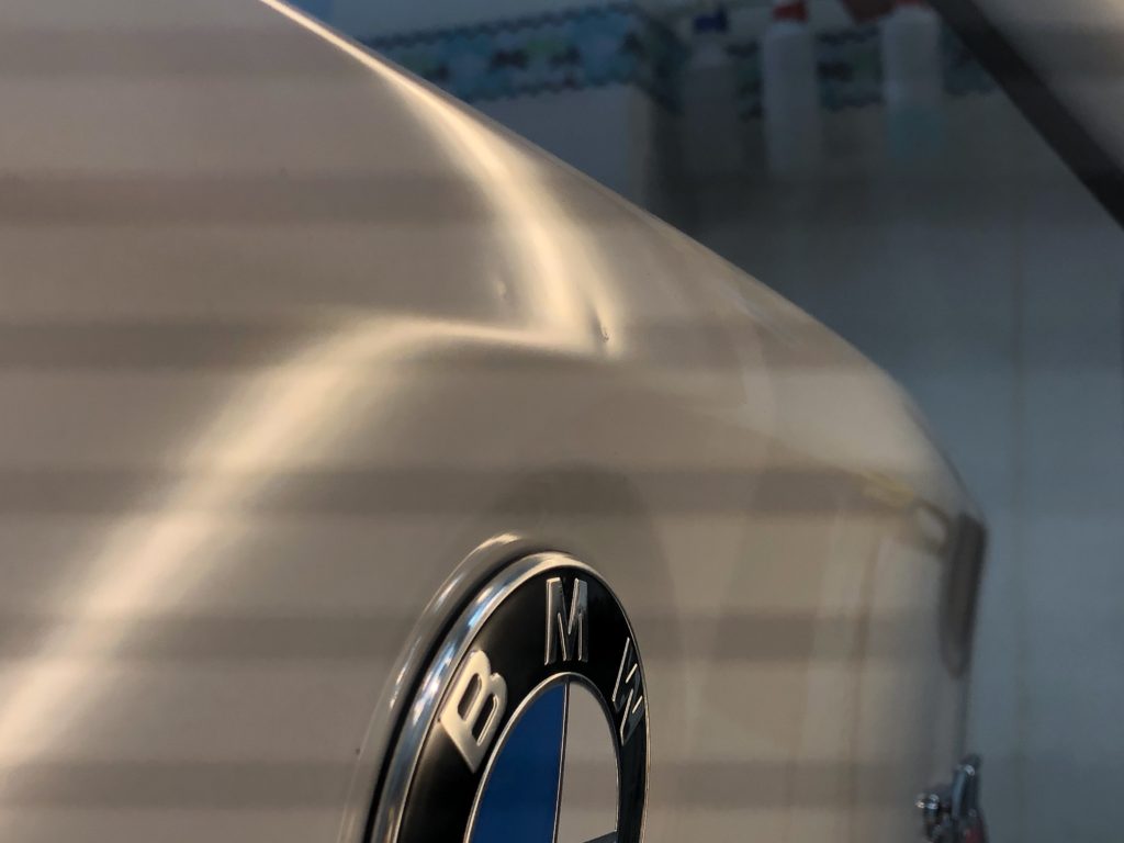 BMW3シリーズ　トランクのデントリペア