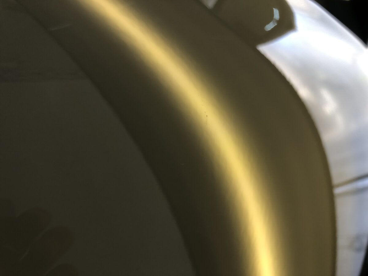 アバルト595　ドアのデントリペア作業後