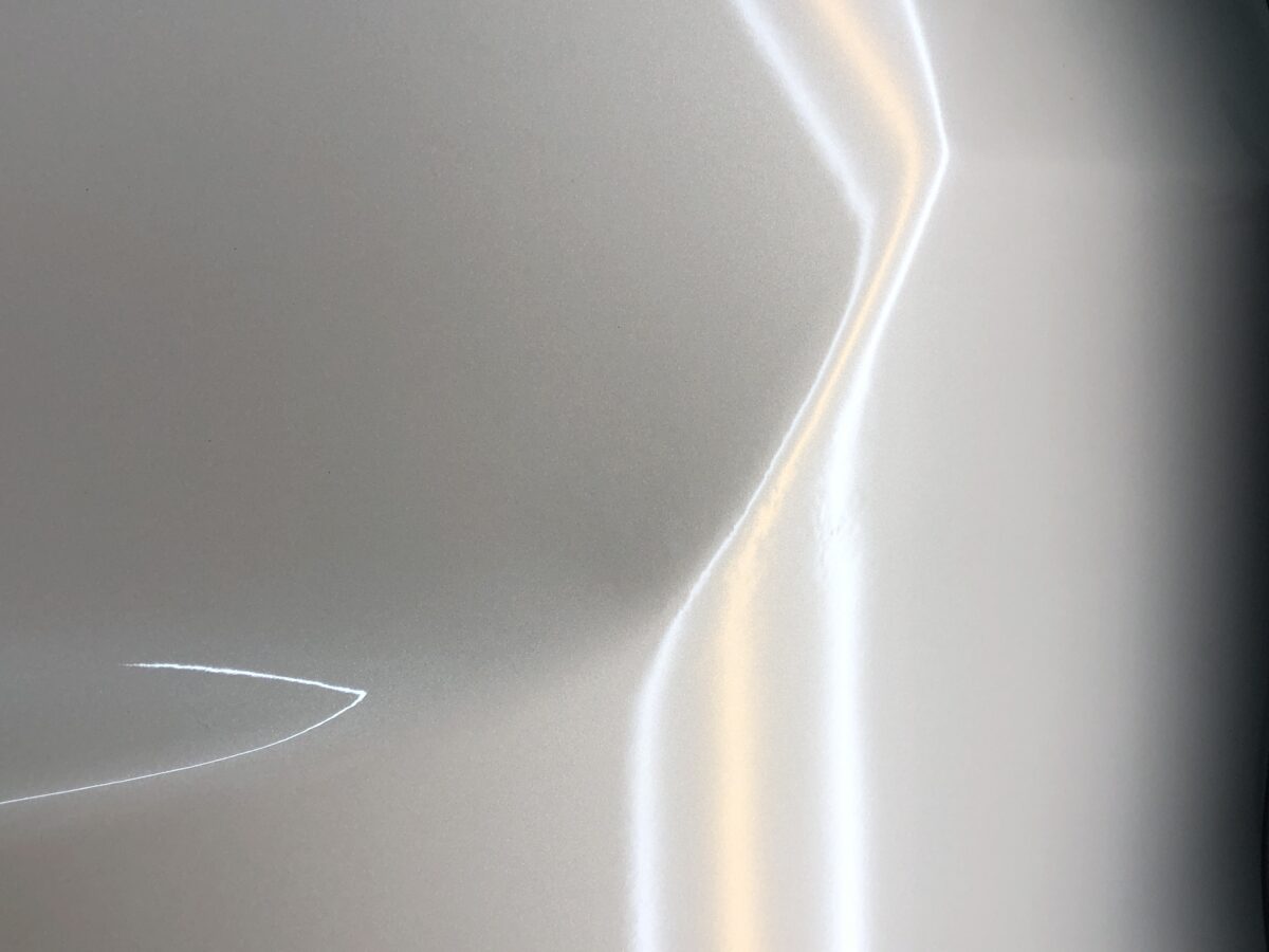 WR-V リアゲートのデントリペア