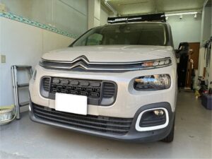 シトロエンベルランゴ 　デントリペア