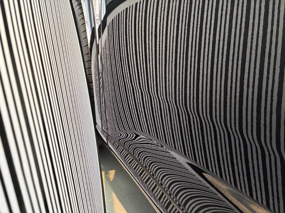 レクサスRX500h ドアのヘコミ修理