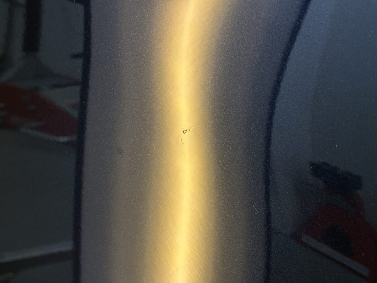 デントリペア作業後に残った傷