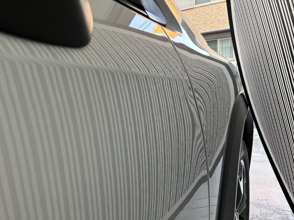 スバルXV　フロントドアのデントリペア後の確認