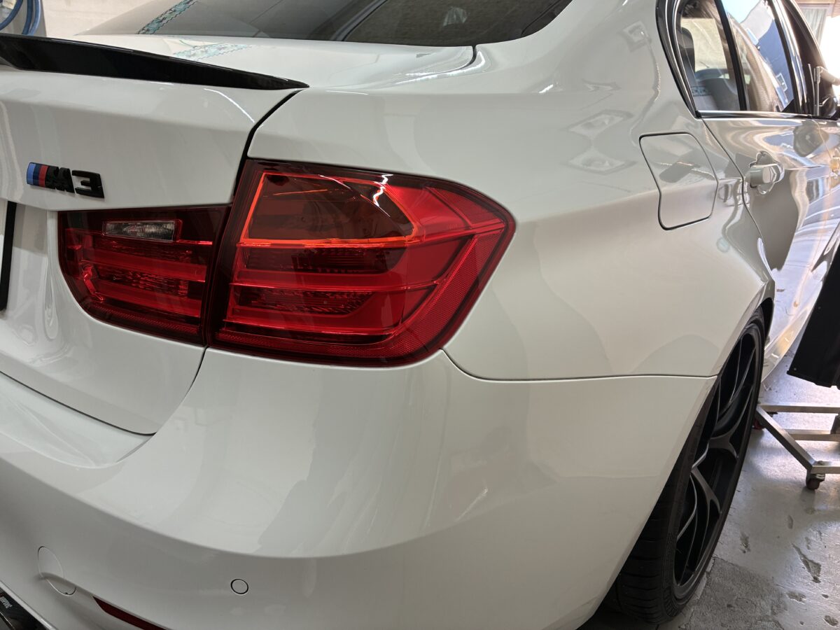 BMWM3　デントリペア