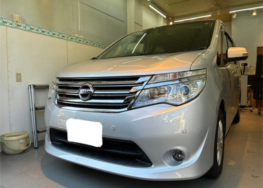 日産セレナ　デントリペア