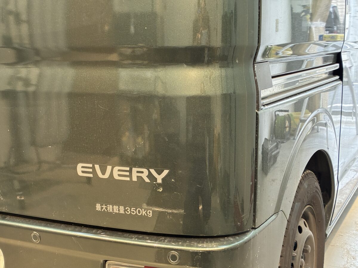 エヴリィのウインドリペア