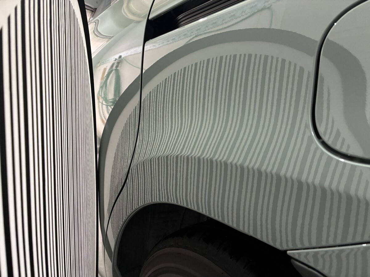 シエンタのリアフェンダーのデントリペア